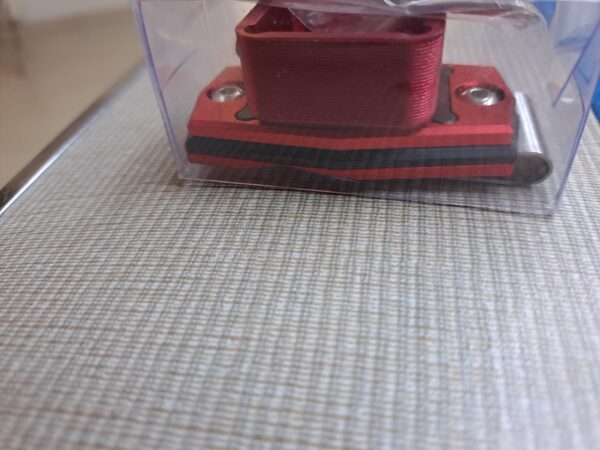 Portagessetto magnetico metallico senza coperchio rosso